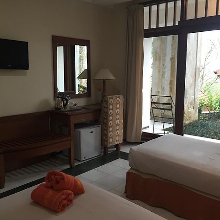 Hotel Tidar Malang Extérieur photo